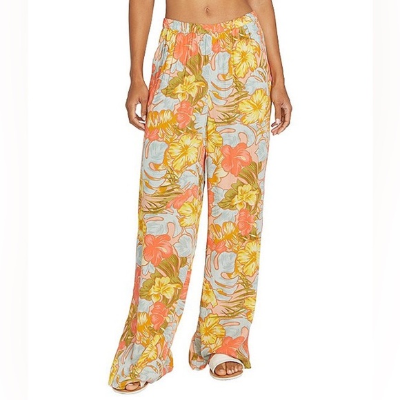 Volcom
Let's Luau Mid Rise Tropical Print Wide Leg Pants - Picture 2 of 4